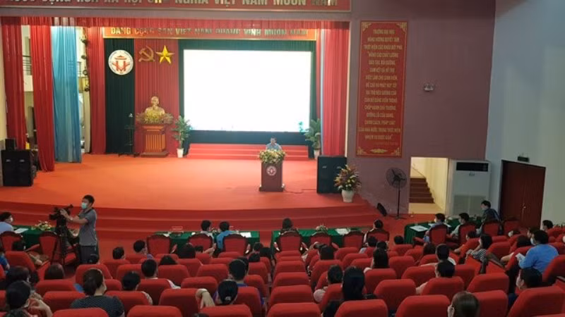 Quang cảnh buổi khai mạc Hội đồng chấm thi Kỳ thi tuyển sinh vào lớp 10