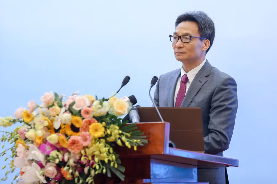 Ngành GD-ĐT tổng kết năm học 2017-2018, triển khai nhiệm vụ năm học 2018-2019 ảnh 57