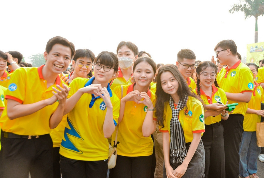 Các chiến sĩ tại lễ ra quân chiến dịch "Xuân tình nguyện" 2024 của TPHCM. Ảnh: Thành Đoàn TPHCM Các chiến sĩ tại lễ ra quân chiến dịch "Xuân tình nguyện" 2024 của TPHCM. Ảnh: Thành Đoàn TPHCM