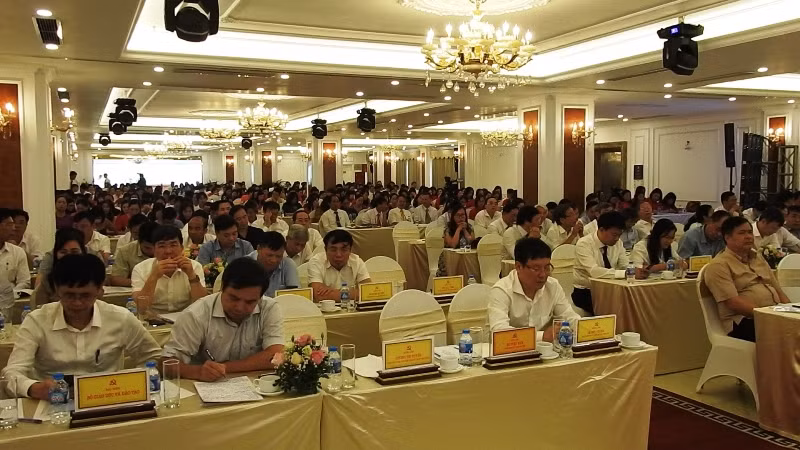 Quang cảnh hội nghị