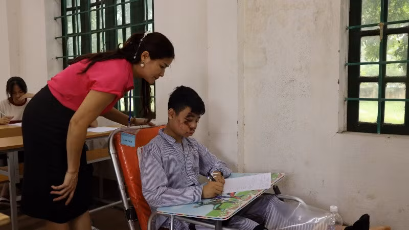 Thí sinh Đỗ Hoàng Nam đến dự thi