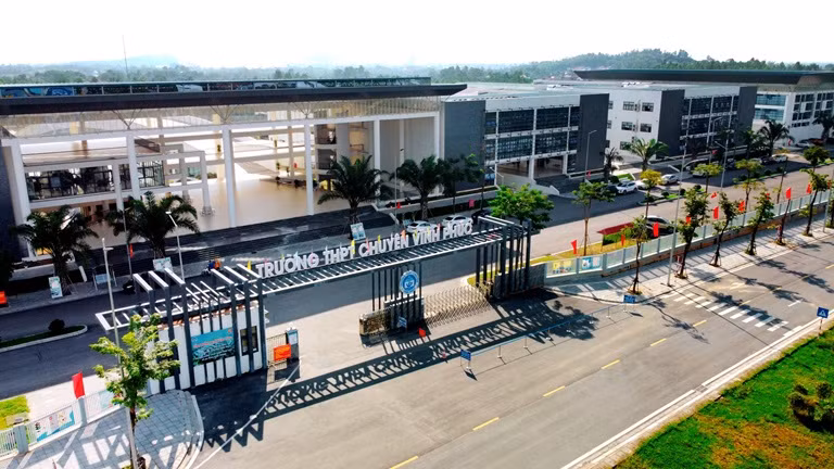 Trường THPT Chuyên Vĩnh Phúc. Ảnh minh họa