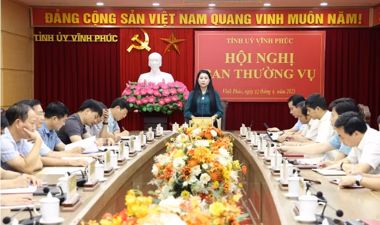 Ban Thường vụ Tỉnh ủy Vĩnh Phúc họp cho ý kiến về công tác cán bộ.