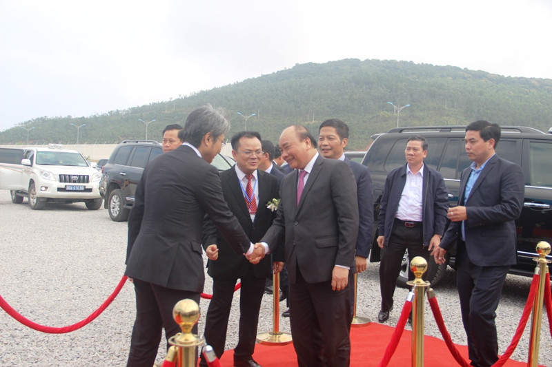 Thủ tướng về dự buổi lễ