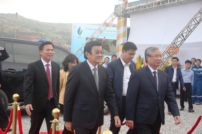 Nguyên Chủ tịch nước Trương Tấn Sang cũng về dự buổi lễ