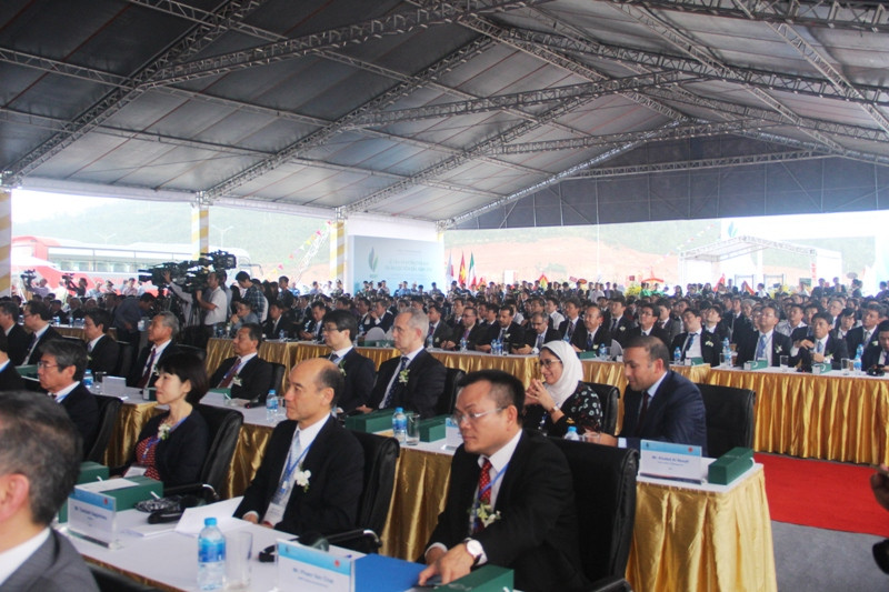 Quang cảnh buổi lễ Vận hành thương mai Lọc hóa dầu Nghi Sơn