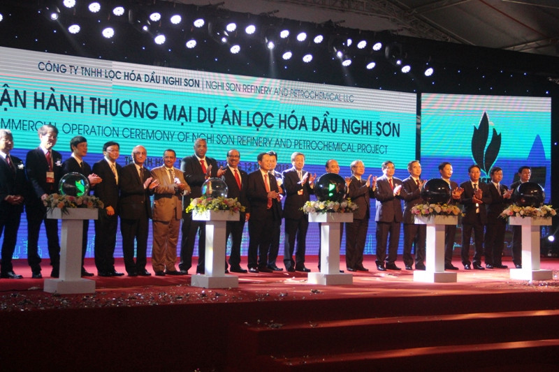 Thủ tướng Nguyễn Xuân Phúc và lãnh đạo Đảng, Nhà nước tại buổi lễ Vận hành thương mại Lọc hóa dầu Nghi Sơn