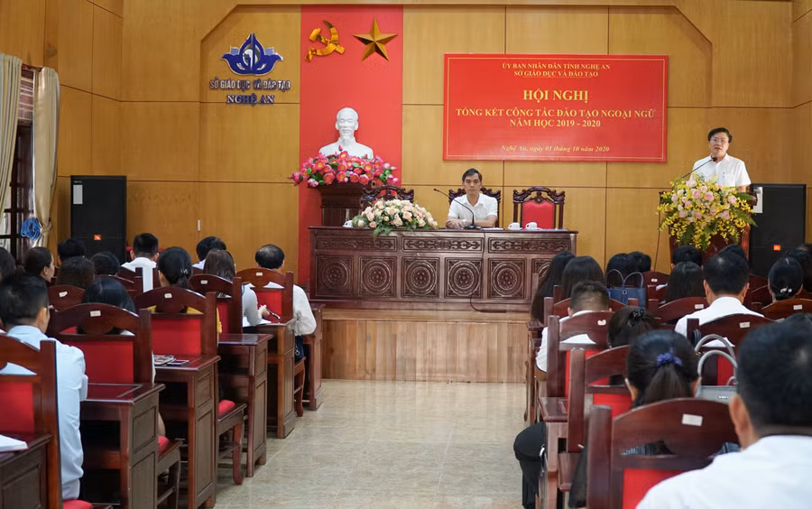 Hội nghị tổng kết công tác đào tạo ngoại ngữ năm học 2019 – 2020 tỉnh Nghệ An