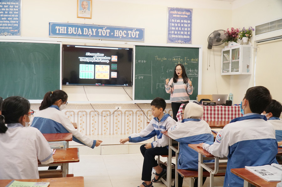 Giờ học Tiếng Anh tại Trường THCS Trung Đô, TP Vinh, Nghệ An. Ảnh: Hồ Lài. Giờ học Tiếng Anh tại Trường THCS Trung Đô, TP Vinh, Nghệ An. Ảnh: Hồ Lài.