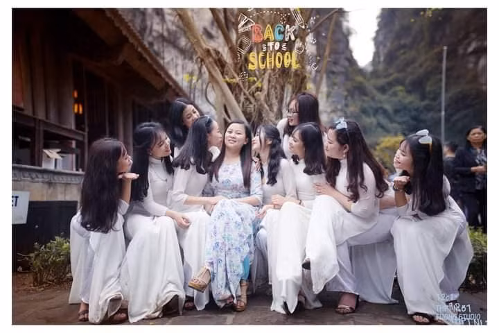 Thầy cô hạnh phúc thì cũng biết cách để xây dựng trường học hạnh phúc, học trò hạnh phúc. Ảnh: NVCC. Thầy cô hạnh phúc thì cũng biết cách để xây dựng trường học hạnh phúc, học trò hạnh phúc. Ảnh: NVCC.