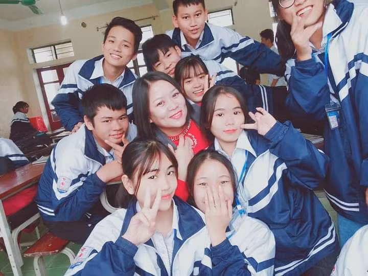 Theo cô Thúy Nga: "Mỗi đứa trẻ đều có những giá trị riêng của mình, sở trường, sở đoản riêng". Ảnh: NVCC. Theo cô Thúy Nga: "Mỗi đứa trẻ đều có những giá trị riêng của mình, sở trường, sở đoản riêng". Ảnh: NVCC.