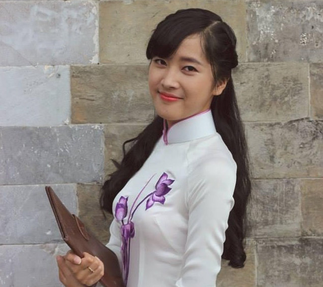 Đề thi tổ hợp có cấu trúc quen thuộc, bám sát với đề thi minh họa ảnh 24 Đề thi tổ hợp có cấu trúc quen thuộc, bám sát với đề thi minh họa ảnh 24