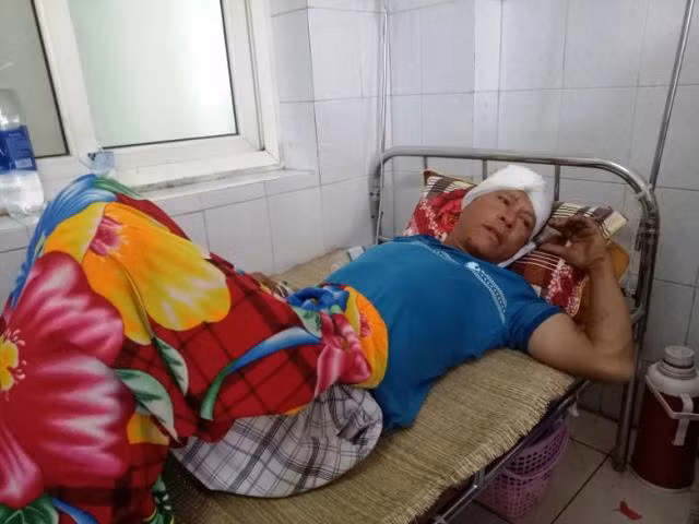 Ông Lê Ngọc Khang đang được điều trị.