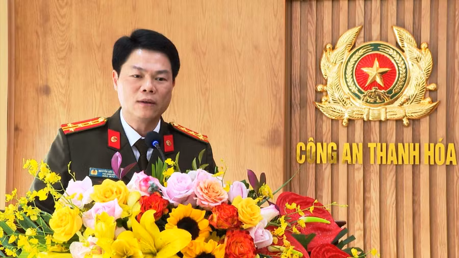 Đại tá Nguyễn Hữu Mạnh, phát biểu tại buổi trao thưởng. (Ảnh: CACC)