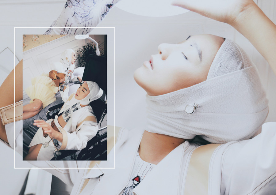 Mẫu thiết kế trong BST “Mai” của NTK Nguyễn Sỹ Đại Nghĩa.