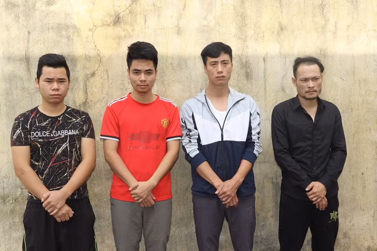 Các đối gây ra vụ trộm cắp tài sản trong Công ty Nanotech . Ảnh: Lan Hương, Anh Thu