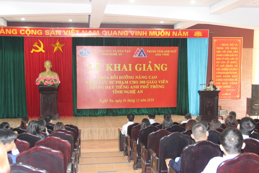 Khai giảng khóa bồi dưỡng nâng cao nghiệp vụ sư phạm giảng dạy tiếng Anh