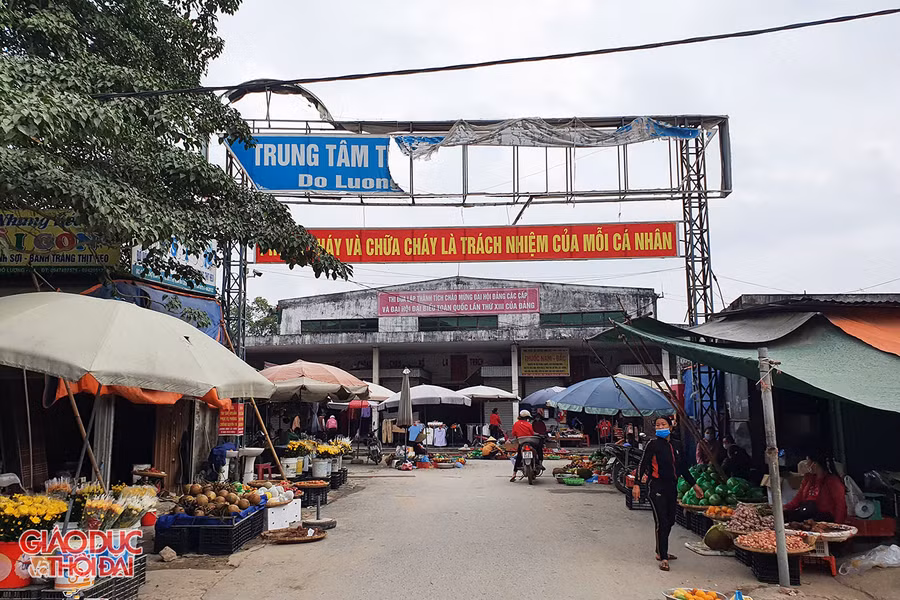 Chợ Trung tâm thương mại Đô Lương.