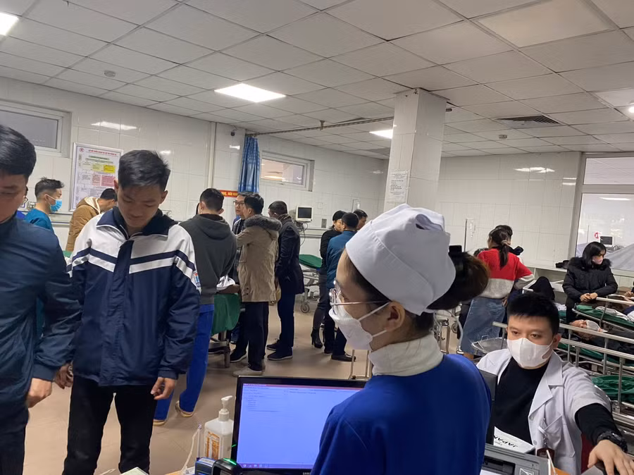 Theo thông tin từ bệnh viện, có 1 học sinh bị đa chấn thương nặng, 1 em gãy chân, các em còn lại chủ yếu bị chấn thương phần mềm.