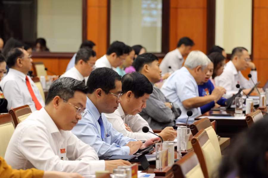 Đại biểu tham dự kỳ họp chuyên đề, HĐND TPHCM khóa X ngày 19/9. (Ảnh: Thành Nhân)