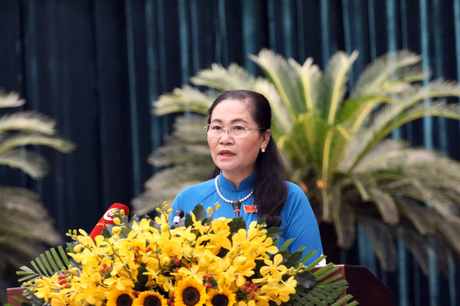 Chủ tịch HĐND TPHCM Nguyễn Thị Lệ phát biểu khai mạc. (Ảnh: Thành Nhân)