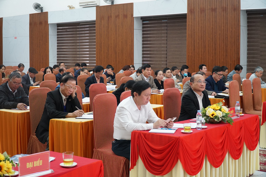 Các đại biểu dự lớp tập huấn với nội dung liên quan đến công tác xây dựng xã hội học tập. Ảnh: Hồ Lài. Các đại biểu dự lớp tập huấn với nội dung liên quan đến công tác xây dựng xã hội học tập. Ảnh: Hồ Lài.
