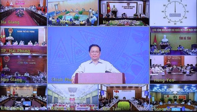 Tham dự phiên họp được kết nối tới các tỉnh, thành phố theo hình thức trực tuyến có các đồng chí Bí thư, Chủ tịch UBND các tỉnh, thành phố trực thuộc Trung ương - Ảnh: VGP/Nhật Bắc