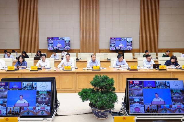 Các đại biểu tham dự tại điểm cầu Hà Nội - Ảnh: VGP/Nhật Bắc Các đại biểu tham dự tại điểm cầu Hà Nội - Ảnh: VGP/Nhật Bắc