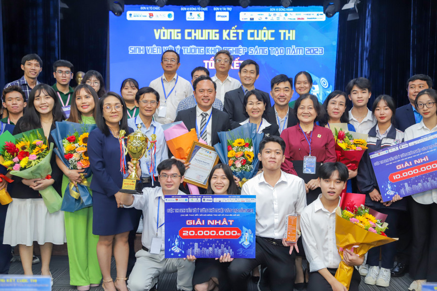 Các dự án được ban giám khảo đánh giá có nhiều điểm mới, khả thi. Ảnh: Hoàng Nga