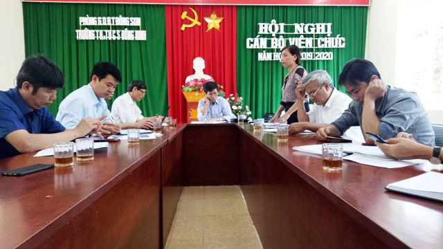 Đoàn Thanh tra Sở GD&ĐT Thanh Hóa làm việc với Trường TH&THCS Đông Minh Đoàn Thanh tra Sở GD&ĐT Thanh Hóa làm việc với Trường TH&THCS Đông Minh