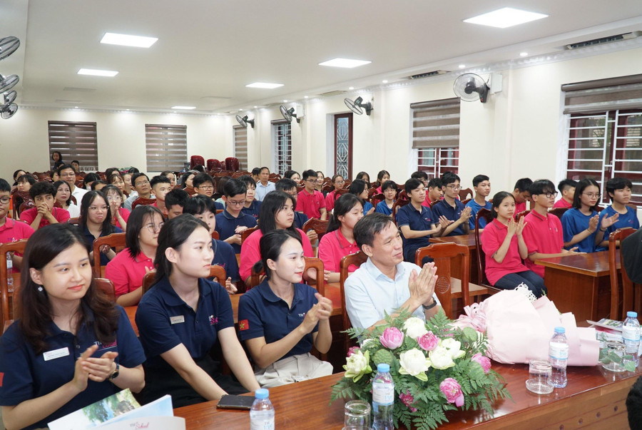 TH School Vinh chính thức thành lập và triển khai tuyển sinh, hoạt động từ năm học 2022-2023 với 100 chỉ tiêu.