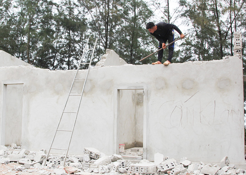 Sau khi cơ quan chức năng kiểm tra đã yêu cầu tháo dỡ