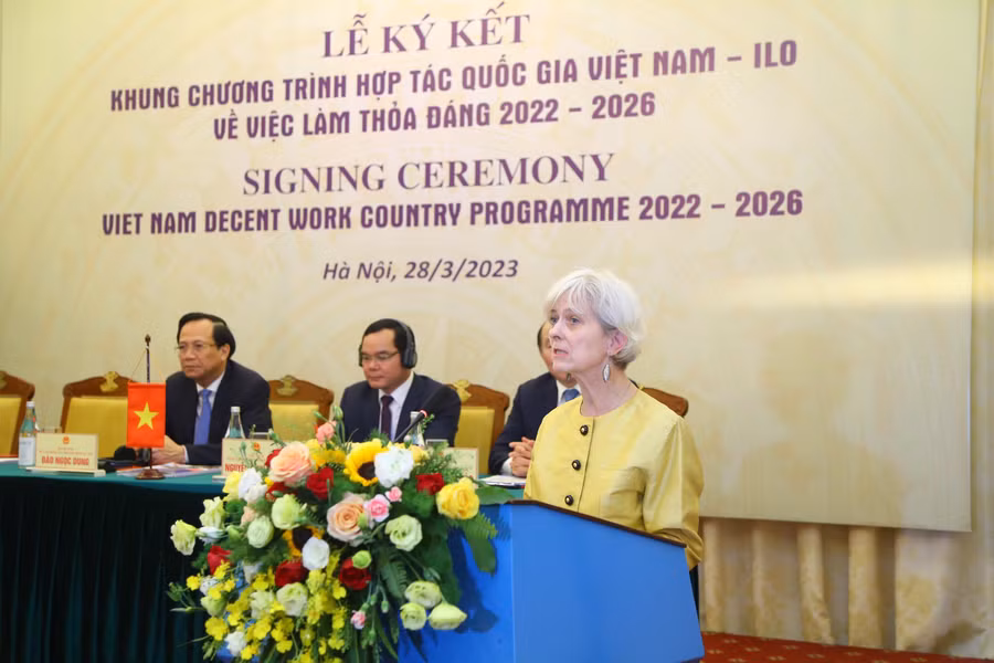 Giám đốc ILO Việt Nam Ingrid Christensen phát biểu tại Hội nghị.