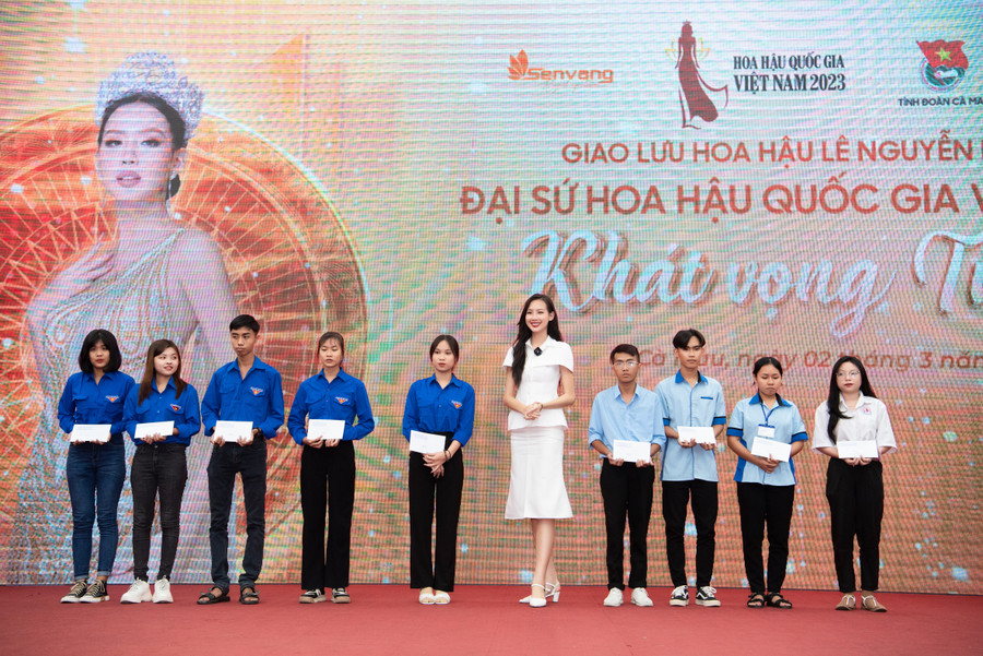 Hoa hậu Bảo Ngọc lại có dịp tham gia chương trình lễ khởi động Tháng thanh niên năm 2023. Hoa hậu Bảo Ngọc lại có dịp tham gia chương trình lễ khởi động Tháng thanh niên năm 2023.