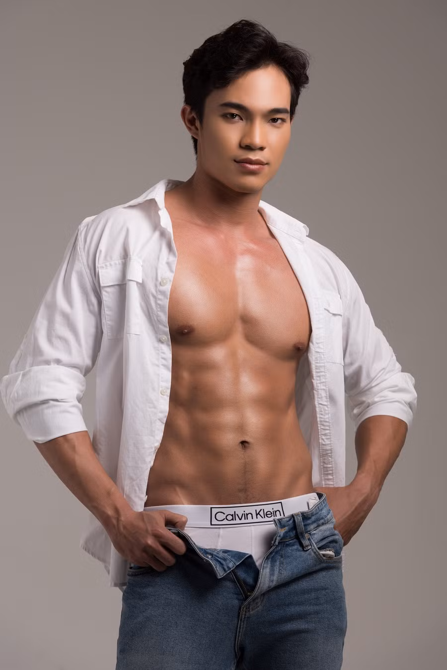 Hình thể lý tưởng của đại diện Việt Nam thi Nam vương Du lịch Hoàn vũ 2023.