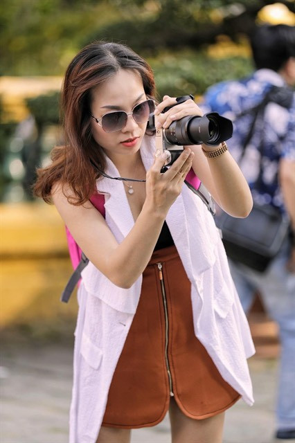 Cô nên duyên với sự nghiệp nhiếp ảnh từ năm 2017 đến nay.