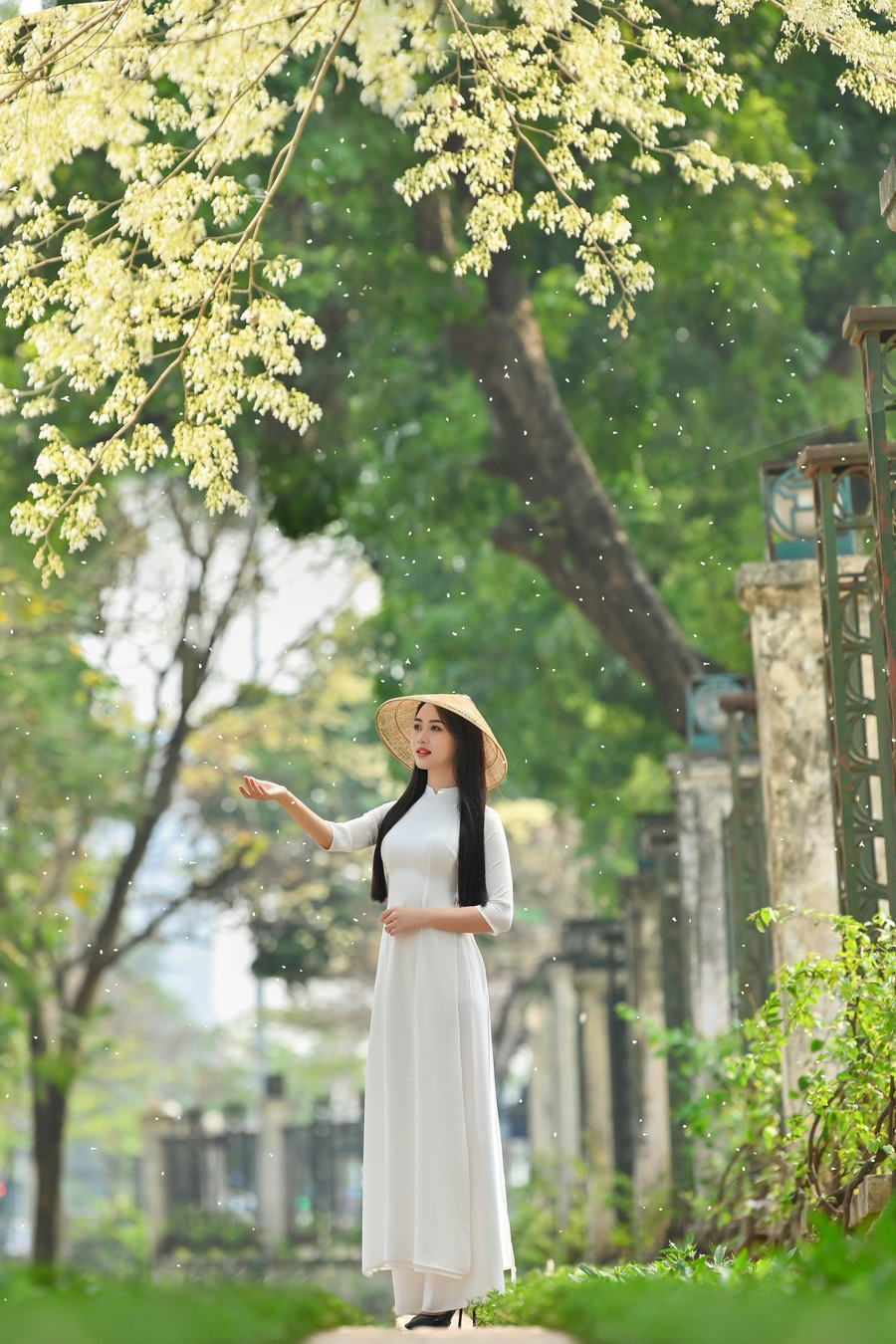 Cô được đánh giá cao ở nhiều cuộc thi nhan sắc.