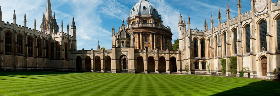 Đại học Oxford - niềm mơ ước của mọi sinh viên. Đại học Oxford - niềm mơ ước của mọi sinh viên.