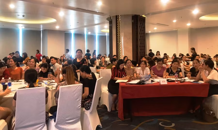 Giáo viên tỉnh Thanh Hóa tập huấn thay SGK mới năm 2020.