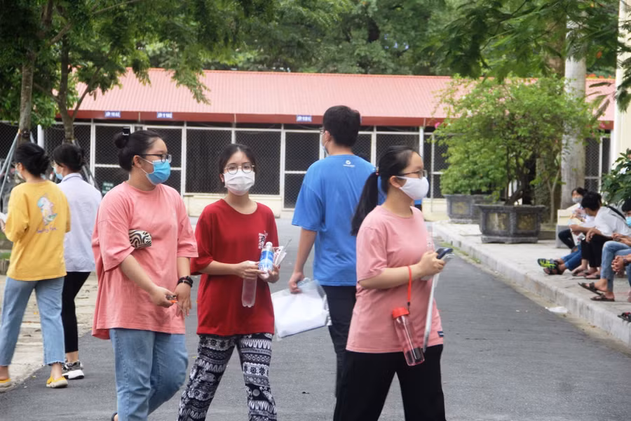 Tự tin bước vào phòng thi