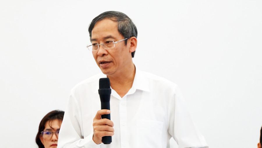 Ông Vũ Minh Đức - Cục trưởng Cục Nhà giáo và Cán bộ quản lý giáo dục phát biểu tại tọa đàm. Ảnh: Mạnh Tùng Ông Vũ Minh Đức - Cục trưởng Cục Nhà giáo và Cán bộ quản lý giáo dục phát biểu tại tọa đàm. Ảnh: Mạnh Tùng