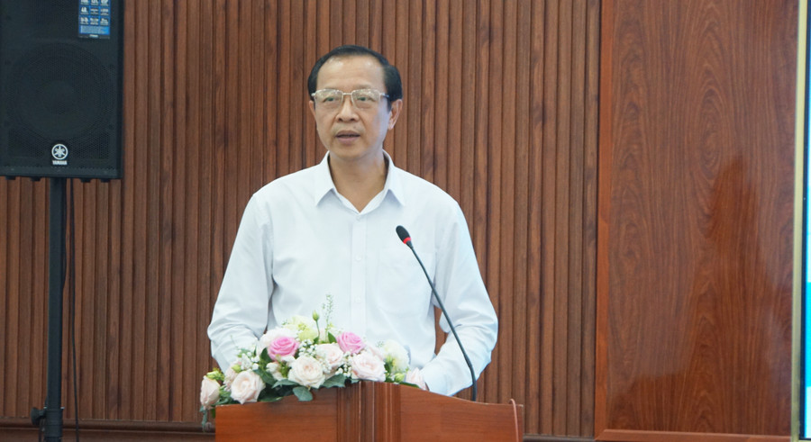 Thứ trưởng Phạm Ngọc Thưởng phát biểu tổng kết tọa đàm. Ảnh: Mạnh Tùng Thứ trưởng Phạm Ngọc Thưởng phát biểu tổng kết tọa đàm. Ảnh: Mạnh Tùng