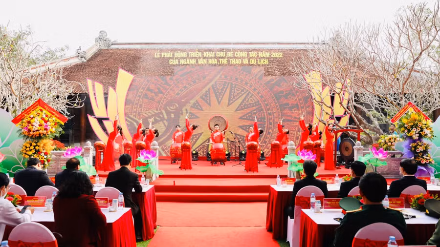 Lễ phát động được tổ chức tại Khu di tích lịch sử quốc gia đặc biệt Kim Liên (huyện Nam Đàn, Nghệ An).