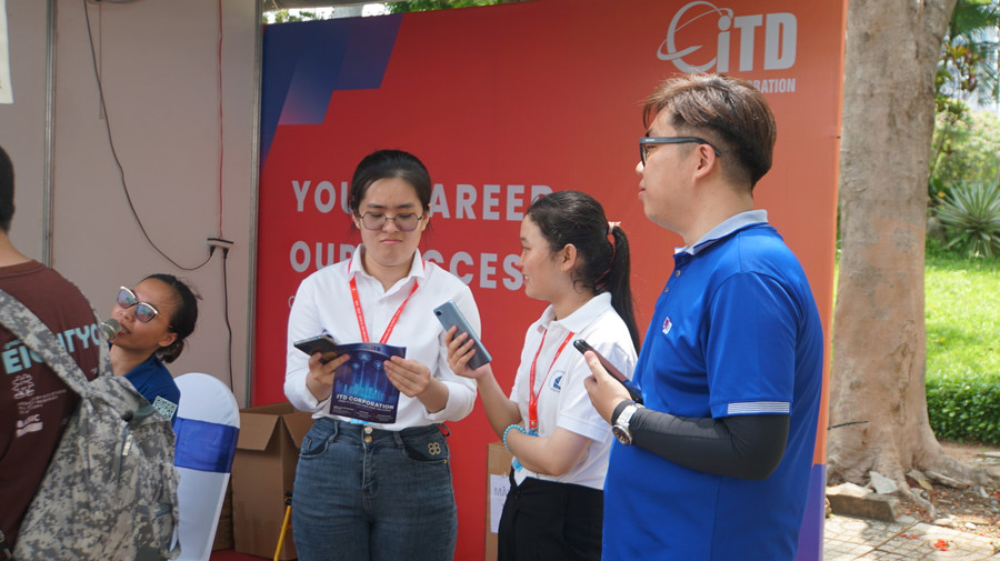 Ngày hội "Sinh viên và Doanh nghiệp" năm 2024 là cơ hội để doanh nghiệp quảng bá thương hiệu. Ảnh: BTC Ngày hội "Sinh viên và Doanh nghiệp" năm 2024 là cơ hội để doanh nghiệp quảng bá thương hiệu. Ảnh: BTC