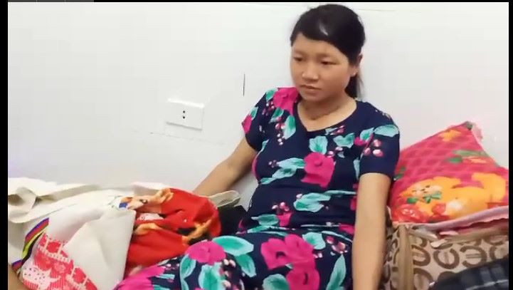 Vợ và con trai anh Siềng đang được chăm sóc tại bệnh viện, sức khỏe ổn định.