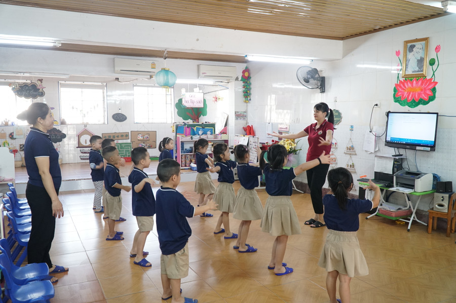 Nhiều địa phương chưa hoàn thành tuyển dụng giáo viên mầm non hợp đồng diện 06, 09. Ảnh: Hồ Lài. Nhiều địa phương chưa hoàn thành tuyển dụng giáo viên mầm non hợp đồng diện 06, 09. Ảnh: Hồ Lài.