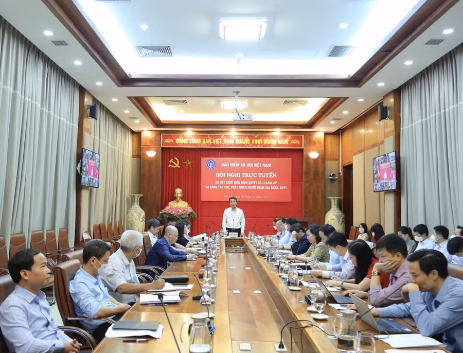 Quang cảnh hội nghị tại điểm cẩu BHXH Việt Nam