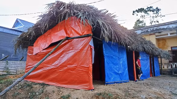 Lều lán cách ly y tế cho người dân trở về quê đón Tết ở xã Thanh Phong, huyện Như Xuân (Thanh Hóa).