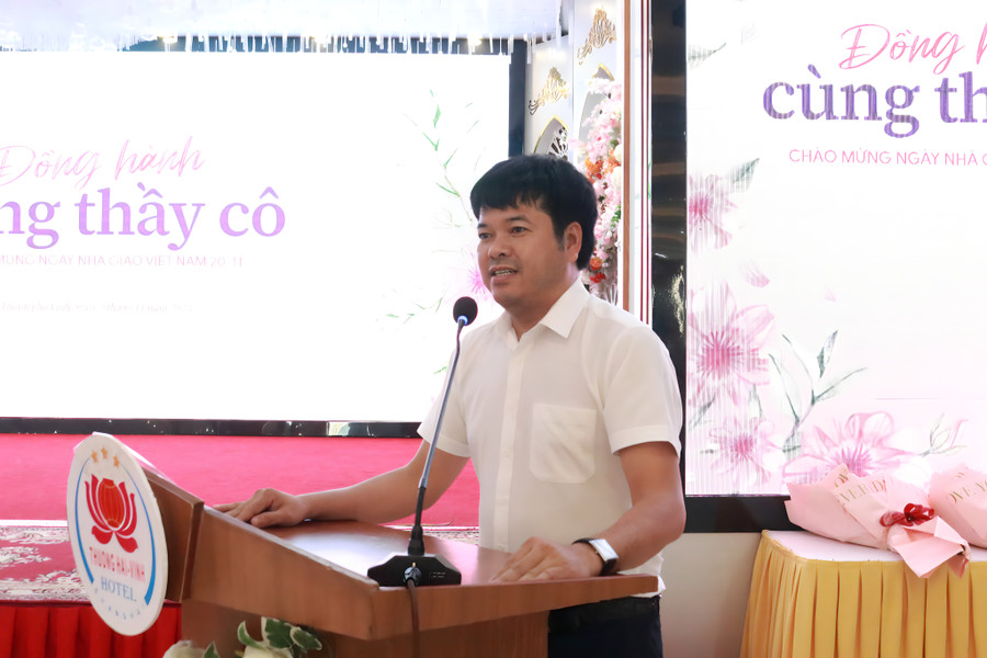 Nhà báo Nguyễn Văn Dũng - Trưởng đại diện Văn phòng Báo Giáo dục và Thời đại khu vực miền Trung - Tây Nguyên mong muốn sẽ có thêm sự đồng hành, chia sẻ từ ngành giáo dục đối với hoạt động của báo và Văn phòng.