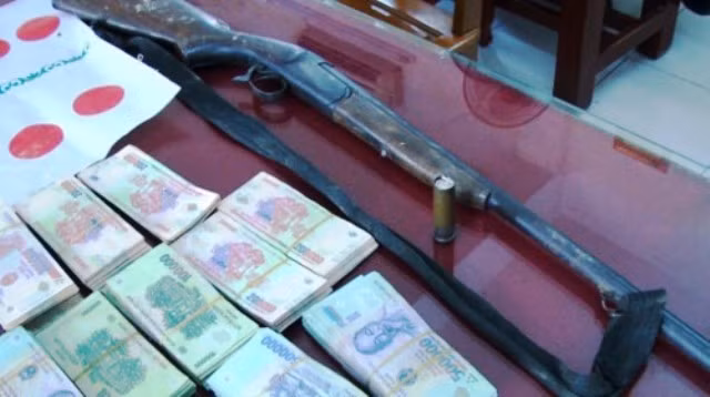 Tang vật vụ án đánh bạc. Ảnh: Công an Thanh Hóa cung cấp.